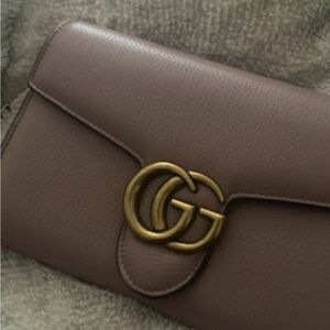 Gucci Matelassé Leather Crossbody Bag - Mauve